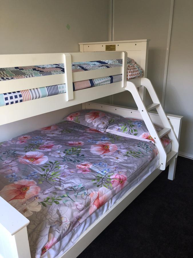 Memorial Holiday Home كريستتشيرش المظهر الخارجي الصورة